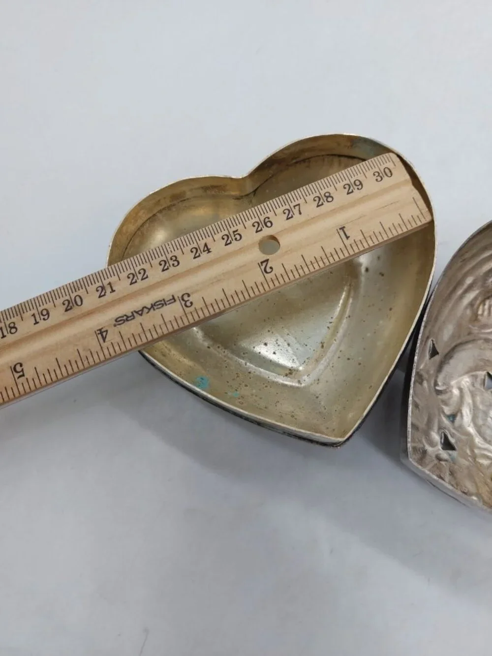 Alda's Forever English Silver Tone Friendship Heart Trinket Box Vintage